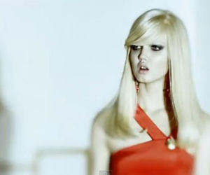 Versace projektuje dla H&M - wielka inauguracja nowej kolekcji w H&M w Warszawie