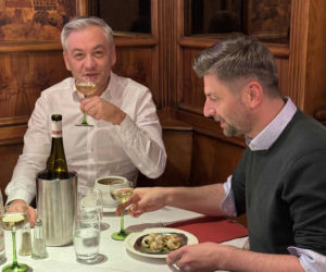 Biedroń i Śmiszek już świętują Walentynki