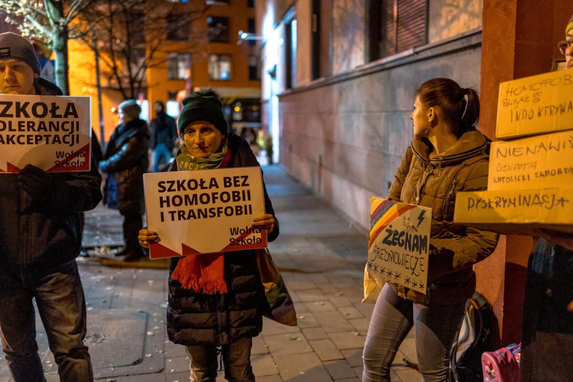 Taniec dla edukacji. Tak żegnano w Krakowie Barbarę Nowak