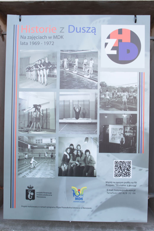 Tysiące zdjęć w piwnicy MDK przy Łazienkowskiej. Warszawiacy rozpoznają się na fotografiach z lat 60. i 70. 