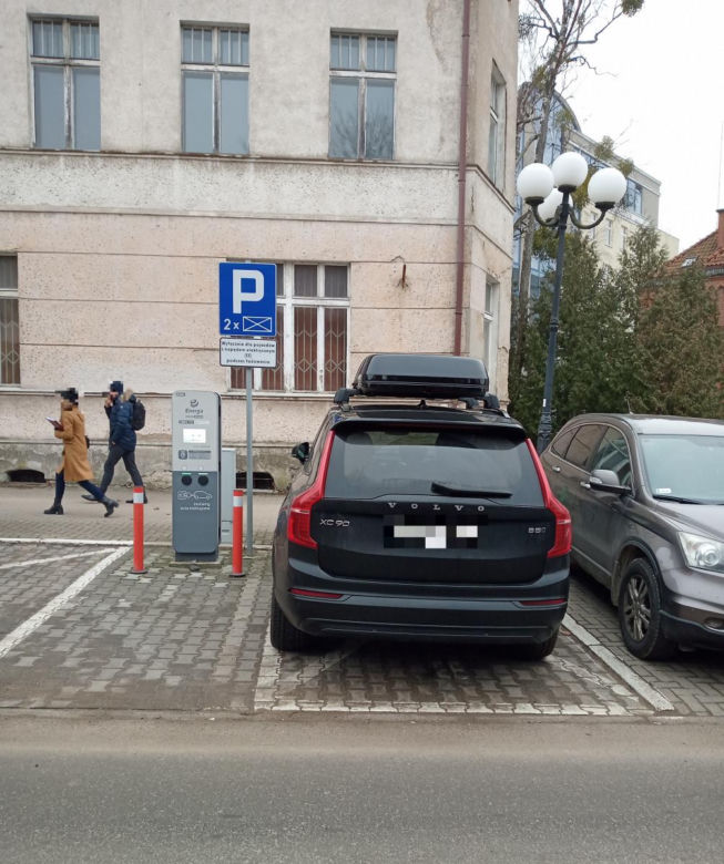 Olsztyńscy „mistrzowie parkowania”. Straż miejska była dla nich bezlitosna
