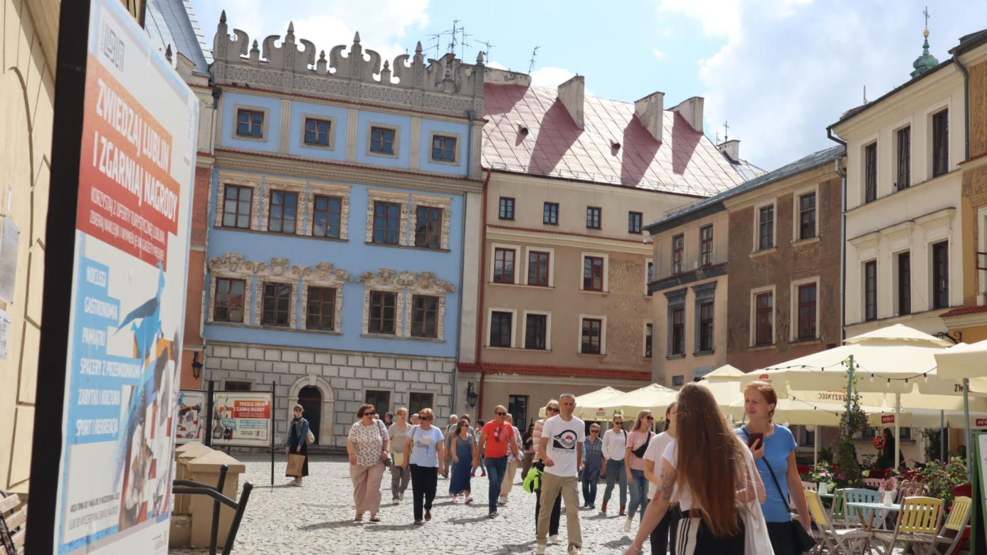 Piękny dzień nad Zalewem Zemborzyckim. Tak lublinianie łapali ostatnie promienie słońca 