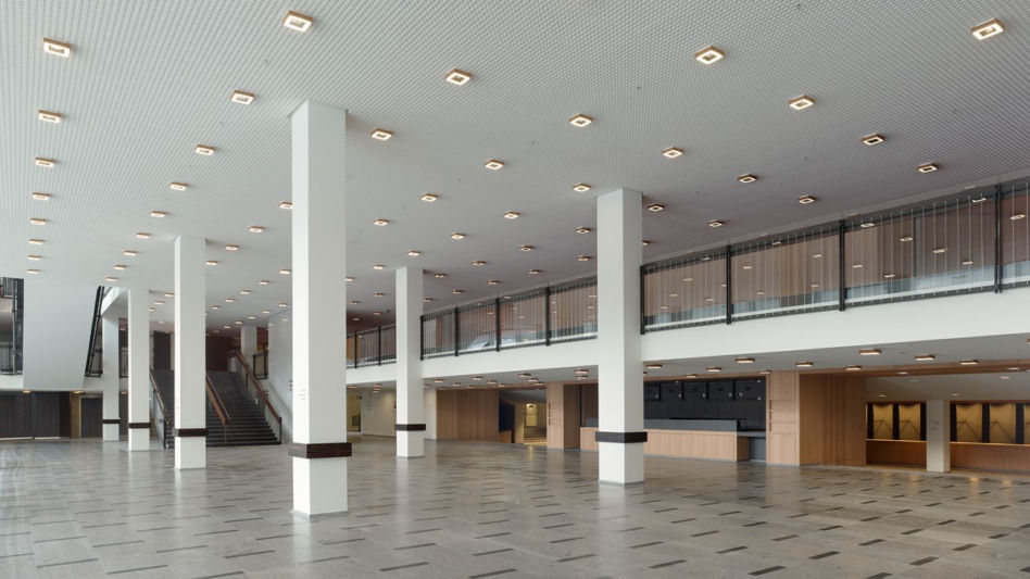 Pałac Kultury w Dreźnie – modernistyczna ikona po modernizacji