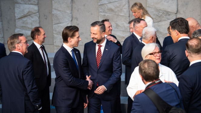 wicepremier - minister obrony narodowej Władysław Kosiniak-Kamysz wziął udział w spotkaniu ministrów obrony NATO w Brukseli