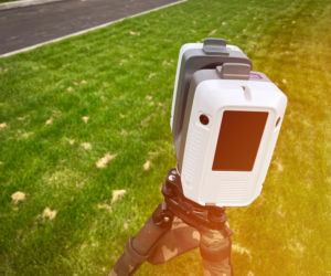 Urządzenia pomiarowe i diagnostyczne na budowie – od skanowania 3D po kontrolę instalacji