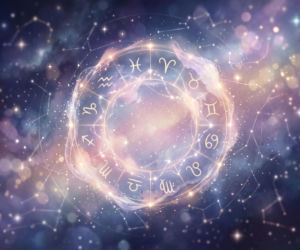 W niedzielę rosnący Księżyc w Koziorożcu przyniesie silne napięcie. Te znaki zodiaku muszą uważać na lęk przed porażką