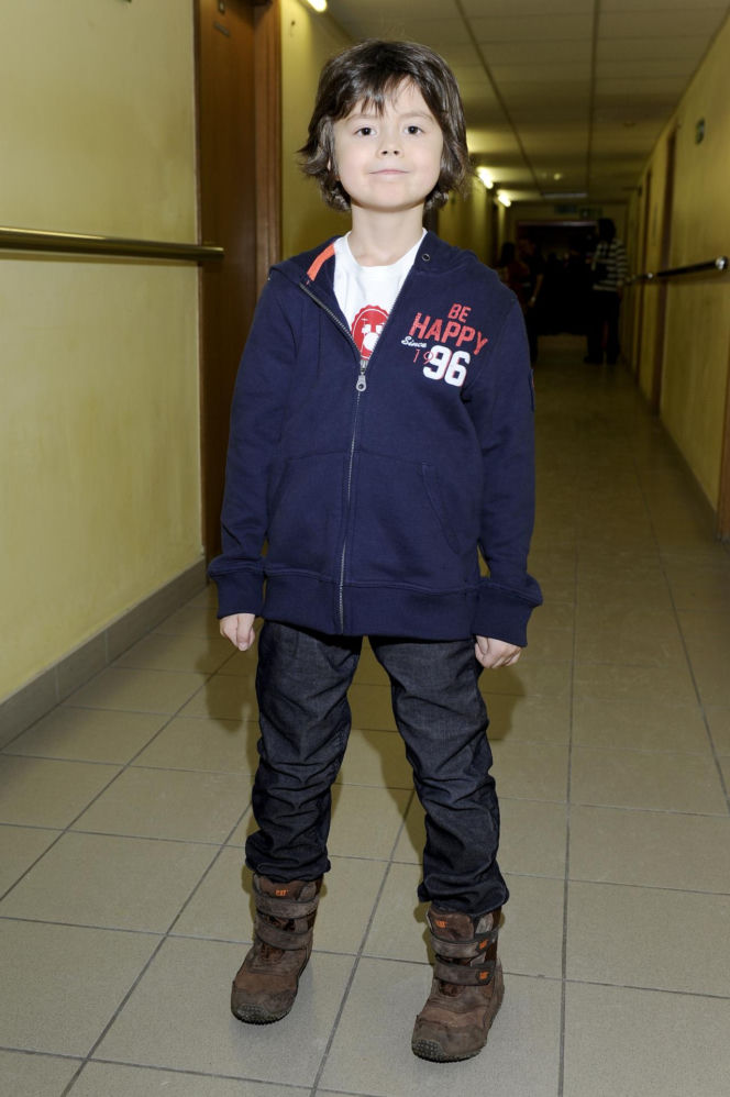 Mateusz Pawłowski jest dziś nie do poznania. Tak zmienił się Kacperek z serialu "Rodzinka.pl"