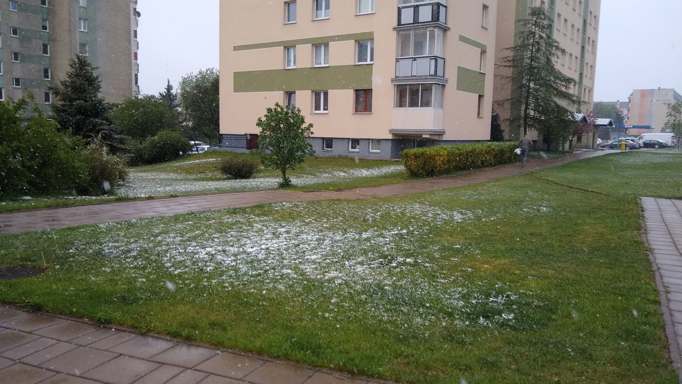 Białystok. W maju spadł śnieg