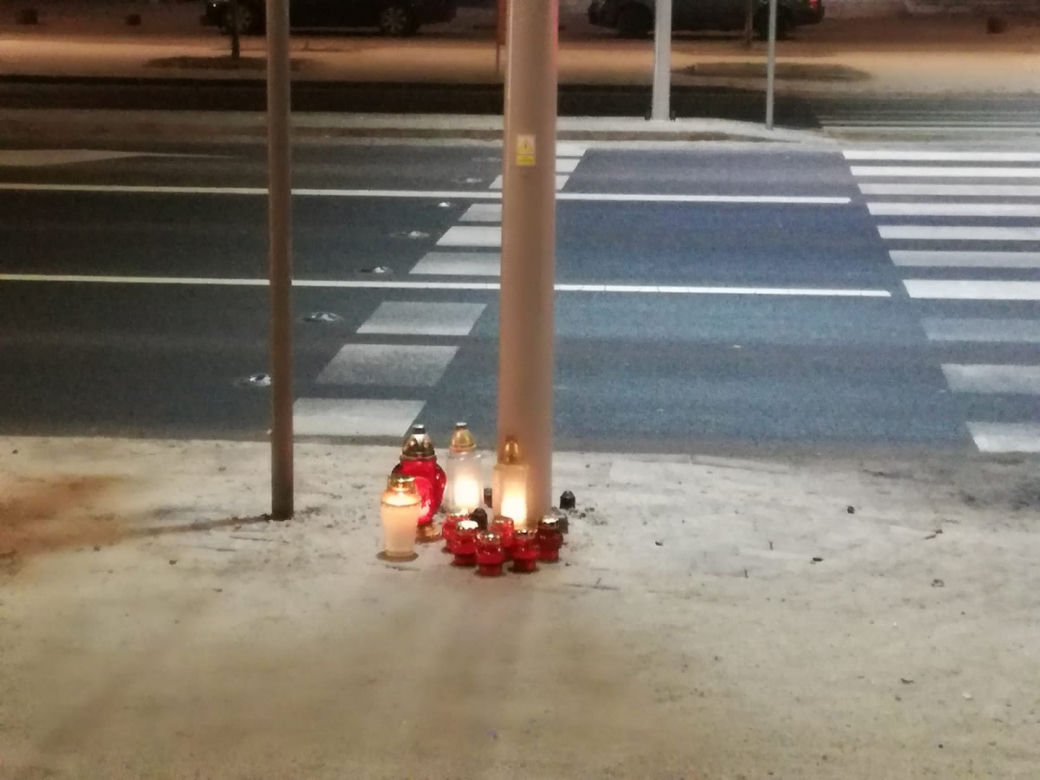 Śmiertelny wypadek miał miejsce przy ul. Bema w Toruniu, tuż obok lodowiska Tor-Tor
