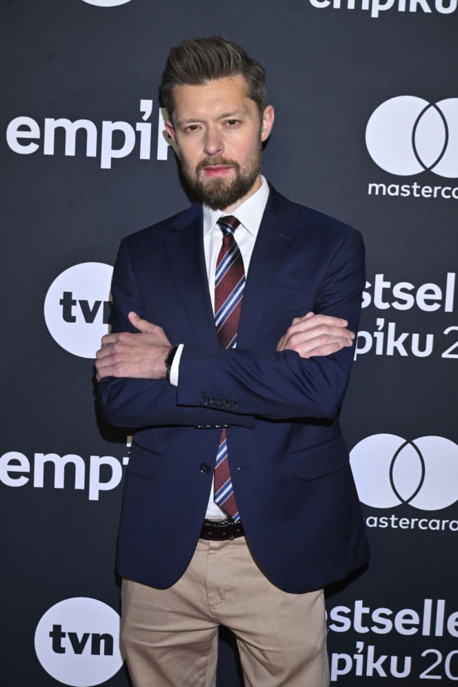 Bestsellery Empiku