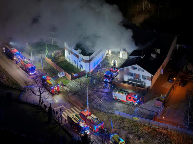 Potężny pożar pod Warszawą