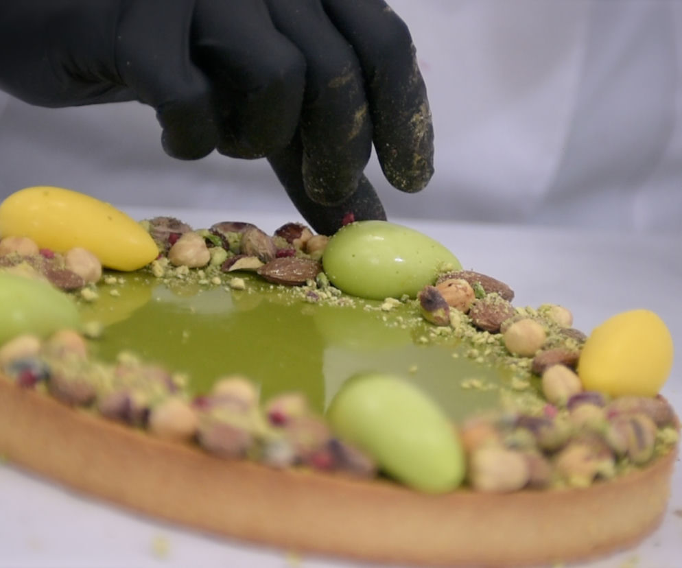 Mazurek wiśniowo-pistacjowy - nowy, nieznany przepis na niesamowicie pyszny mazurek!