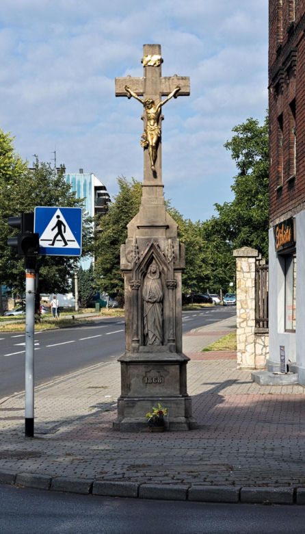 Zachwyca zabytkowym młynem. To jedno z najpiękniejszych miast Górnego Śląska