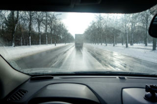 Alert IMGW I stopnia w Łódzkiem. Ostrzeżenie przed oblodzeniem. Będzie ślisko!
