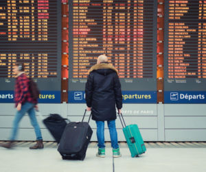 Opóźnienia lotów, pogoda i bagaż – jak przygotować się na największe ryzyka podróży