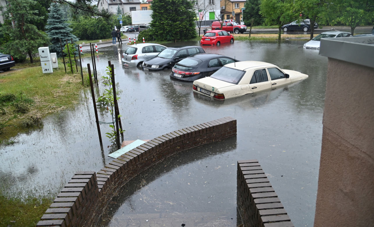 Ulewne deszcze zalały ulice Szczecina