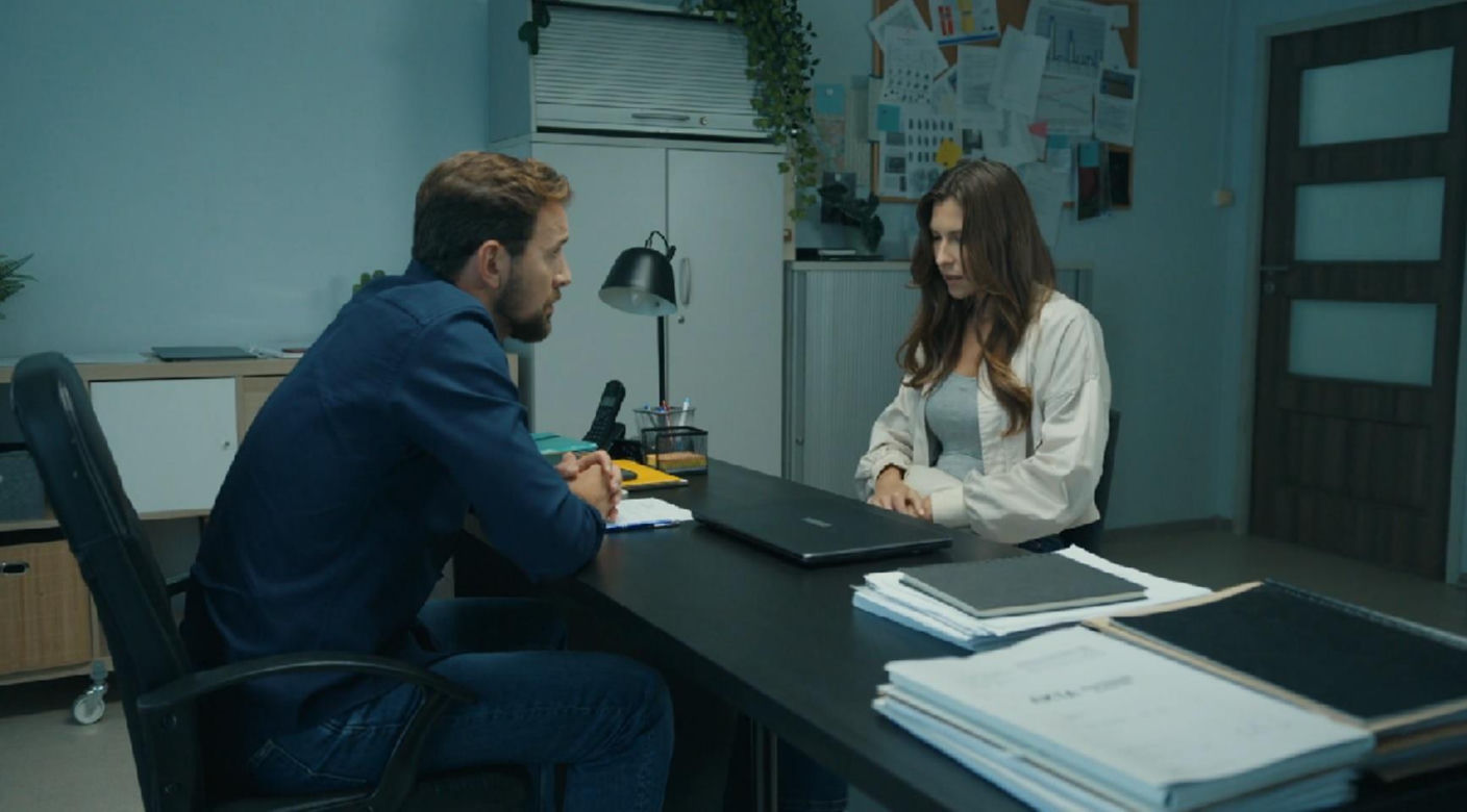 Barwy szczęścia, odcinek 3127. Marcin Kodur (Oskar Stoczyński), Regina (Kamila Kamińska) 
