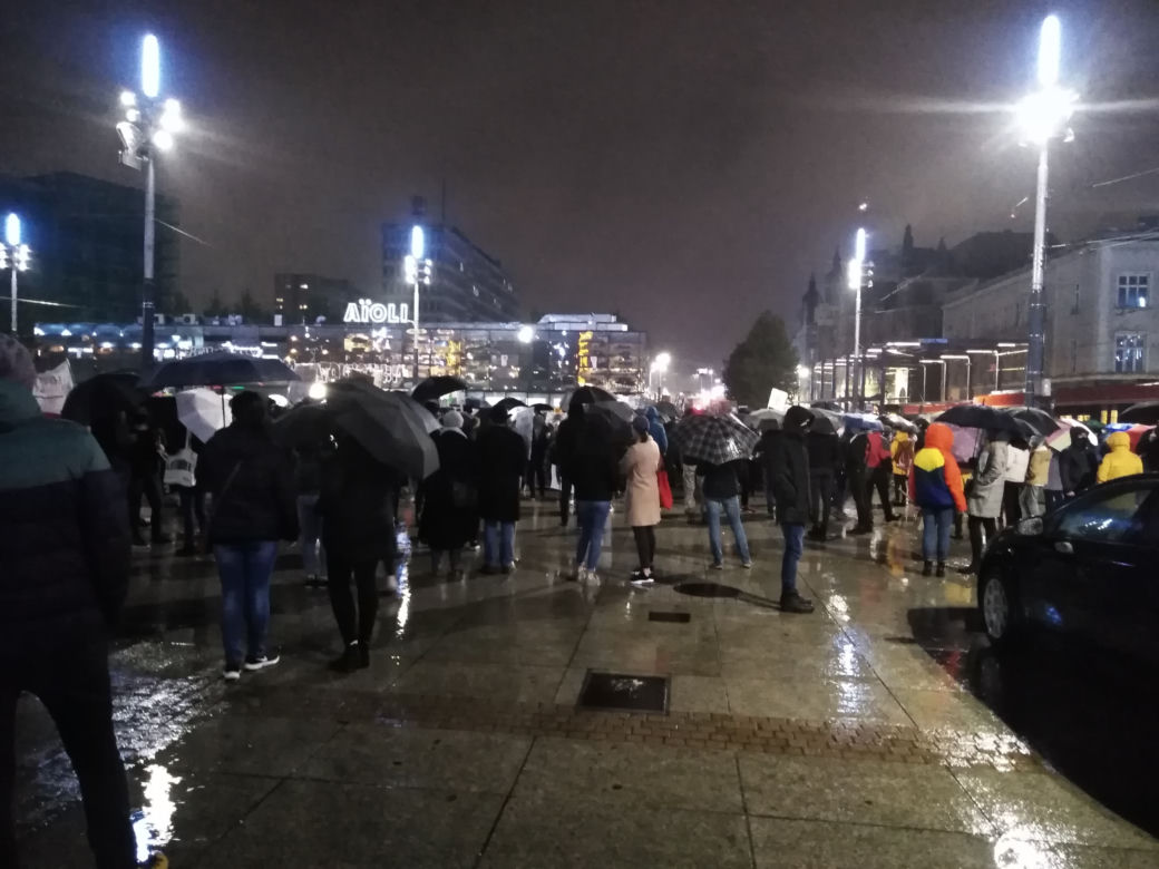 Wojedzówki strajk kobiet w Katowicach. Gigantyczne tłumy na rynku. "To jest WOJNA" [ZDJĘCIA]