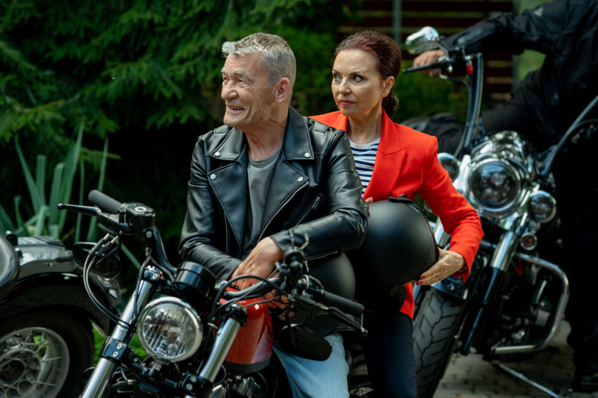 Barwy szczęścia. Stefan (Krzysztof Kiersznowski), Arleta (Grażyna Brodzińska)