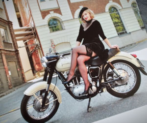 Motocyklistki w kalendarzu charytatywnym