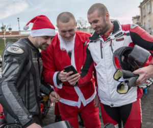 MotoMikołaje 2015 Lublin: Motocykliści z prezentami dla dzieci