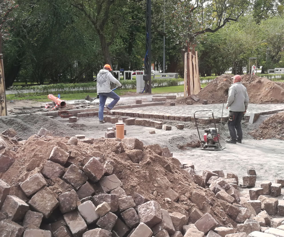 Roboty na Wałach gen. Sikorskiego w Toruniu. Rozpoczął się kolejny etap prac! 