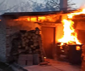 Groźny pożar w Babicach! 36-latek i jego 11-letnia córka spali, gdy obok szalały płomienie