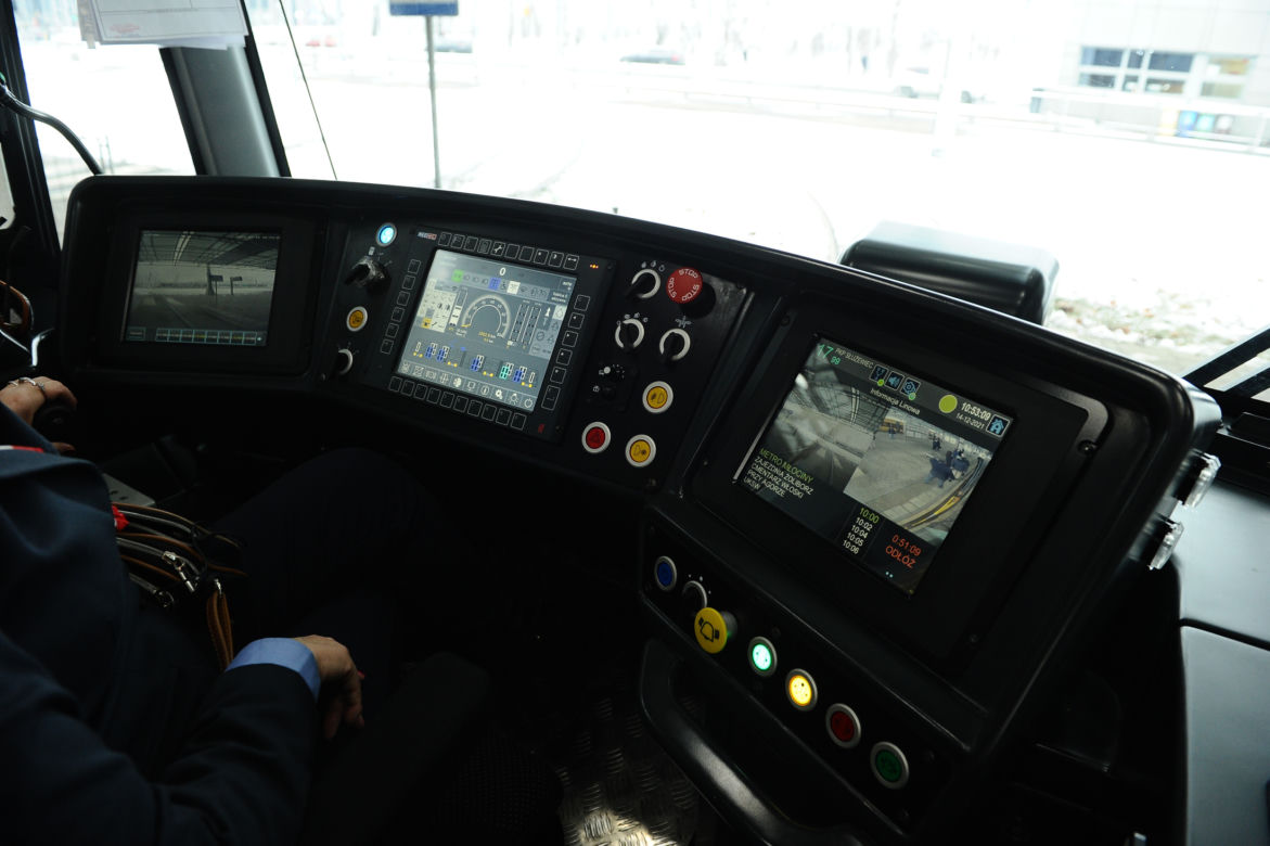 Jechaliśmy nowym tramwajem. Pierwszy hyundai wyjechał na stołeczne torowiska