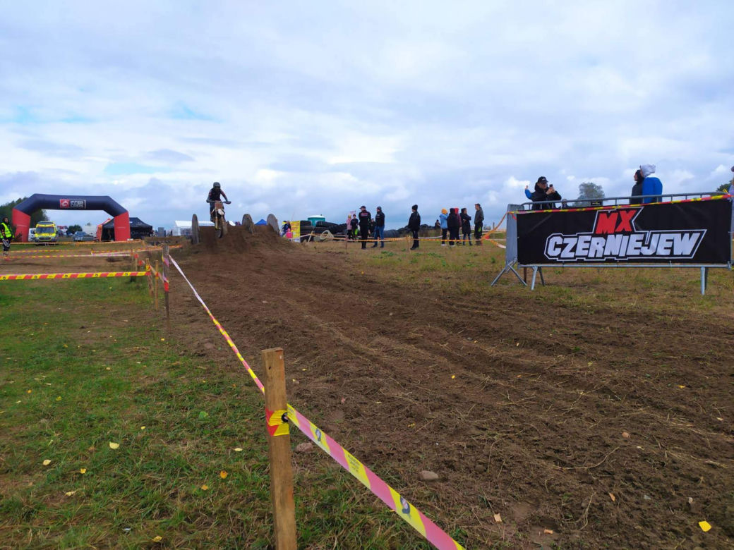 ZOBACZ ZDJĘCIA z III rundy mistrzostw okręgu warszawskiego Cross Country w Czerniejewie