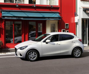 2015 nowa Mazda 2 