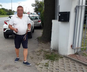 Ten ksiądz nie ma prawa udzielać Komunii