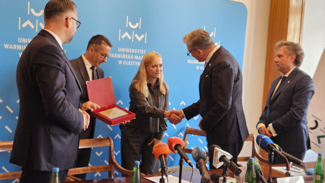 Uniwersytecki Szpital Kliniczny w Olsztynie z certyfikatem akredytacyjnym ministra zdrowia