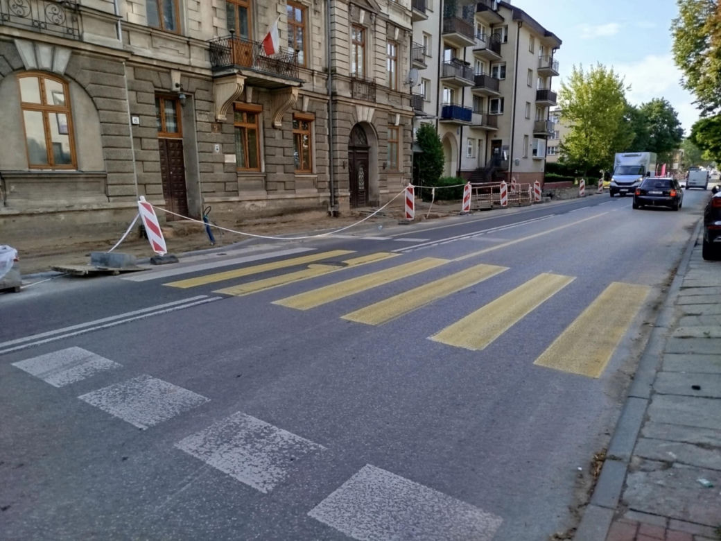 Od 16 lipca wystąpią ograniczenia w ruchu, polegające na zamknięciu odcinka ul. Floriańskiej od skrzyżowania z ul. Piłsudskiego do skrzyżowania z ul. 3 Maja (włącznie).