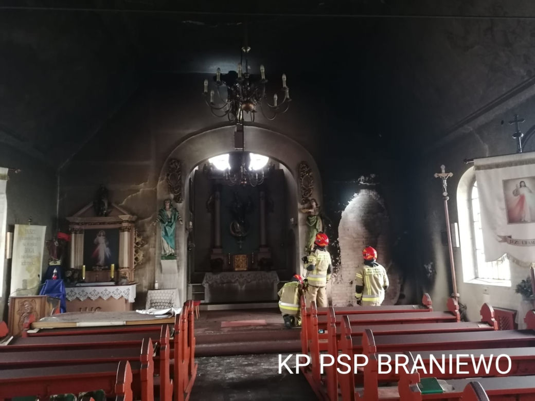 Modlili się, gdy wybuchł pożar