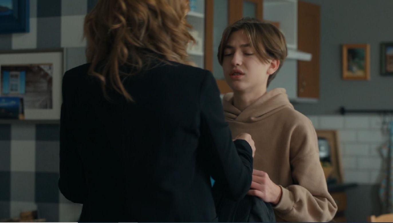 Barwy szczęścia, odcinek 3148. Asia (Anna Gzyra), Emil (Artem Malaszczuk)