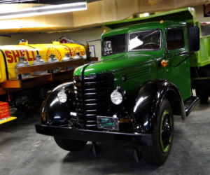 Muzeum motoryzacji Heritage Park Historical Village w Calgary