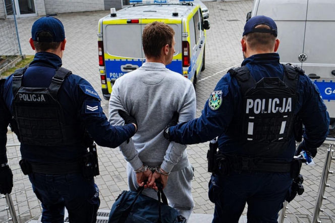 Nabazgrał na kościele dziwne napisy i rysunki. Jest decyzja w sprawie 33-latka