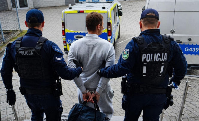 Nabazgrał na kościele dziwne napisy i rysunki. Jest decyzja w sprawie 33-latka