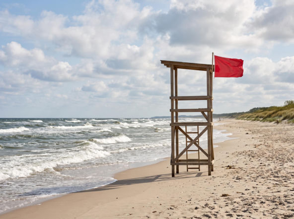 Sinice Łazy. Czy w Łazach można się kąpać 17.08? Flaga, warunki pogodowe