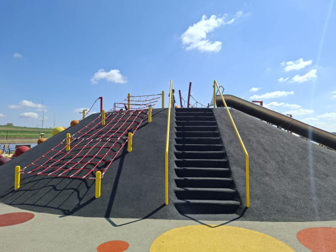 Nowa atrakcja w Świętokrzyskiem. Waśniowskie błonia polecają się na majówkę 2026