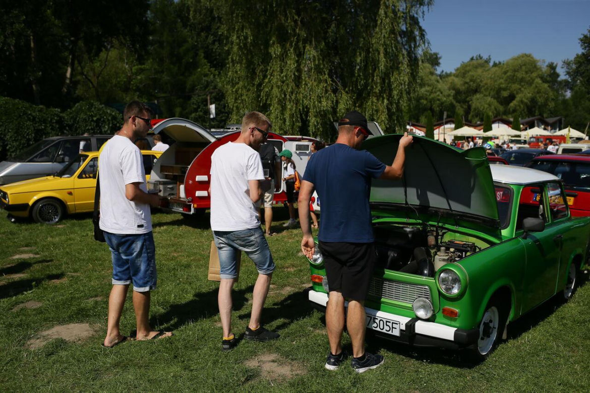 Klasyk Fest 2024. Samochody klasyczne, zabytkowe i motocykle w mysłowickim Parku Słupna