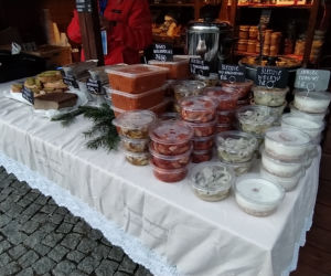 Świąteczny kiermasz w Radomiu