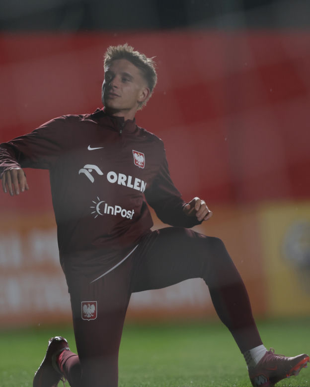 Robert Lewandowski i inni kadrowicze na treningu reprezentacji Polski
