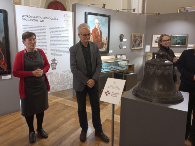 Komu bił ten dzwon? Unikatowy eksponat w muzeum w Lesznie [ZDJĘCIA]