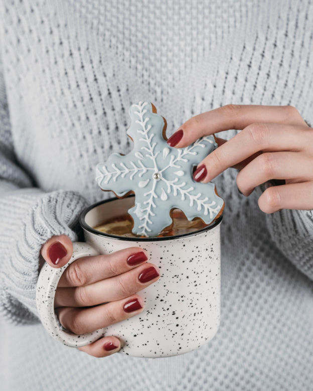 Świąteczny manicure