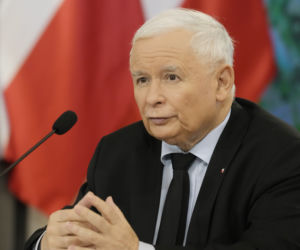 Fryzury Jarosława Kaczyńskiego