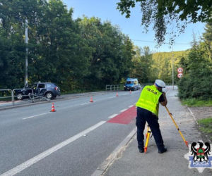 Wsiadł za kółko z 40-stopniową gorączką. Dramatyczny wypadek na ulicach Wałbrzycha!