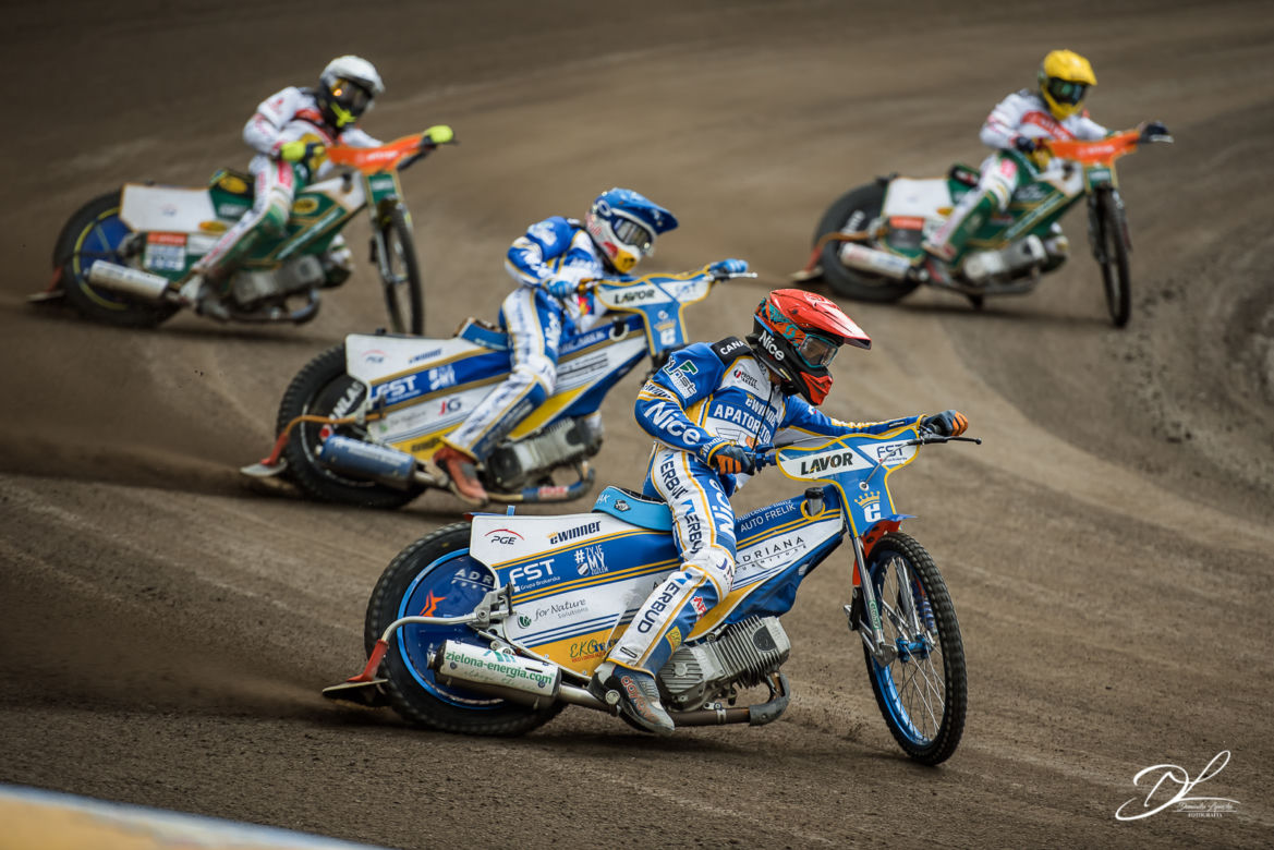 Powrót kibiców na Motoarenę. Tak fani przeżywali mecz Apatora Toruń z Włókniarzem Częstochowa