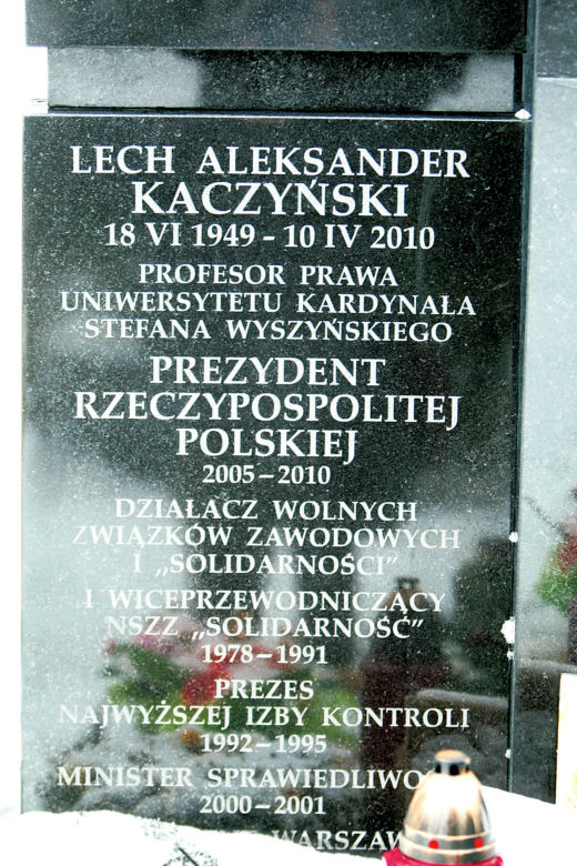 Wystawił bratu symboliczny grób