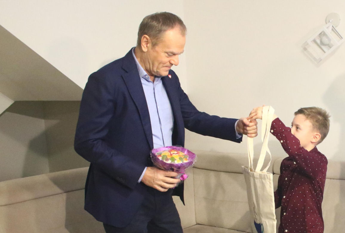 Donald Tusk odwiedził 7-letniego Jasia